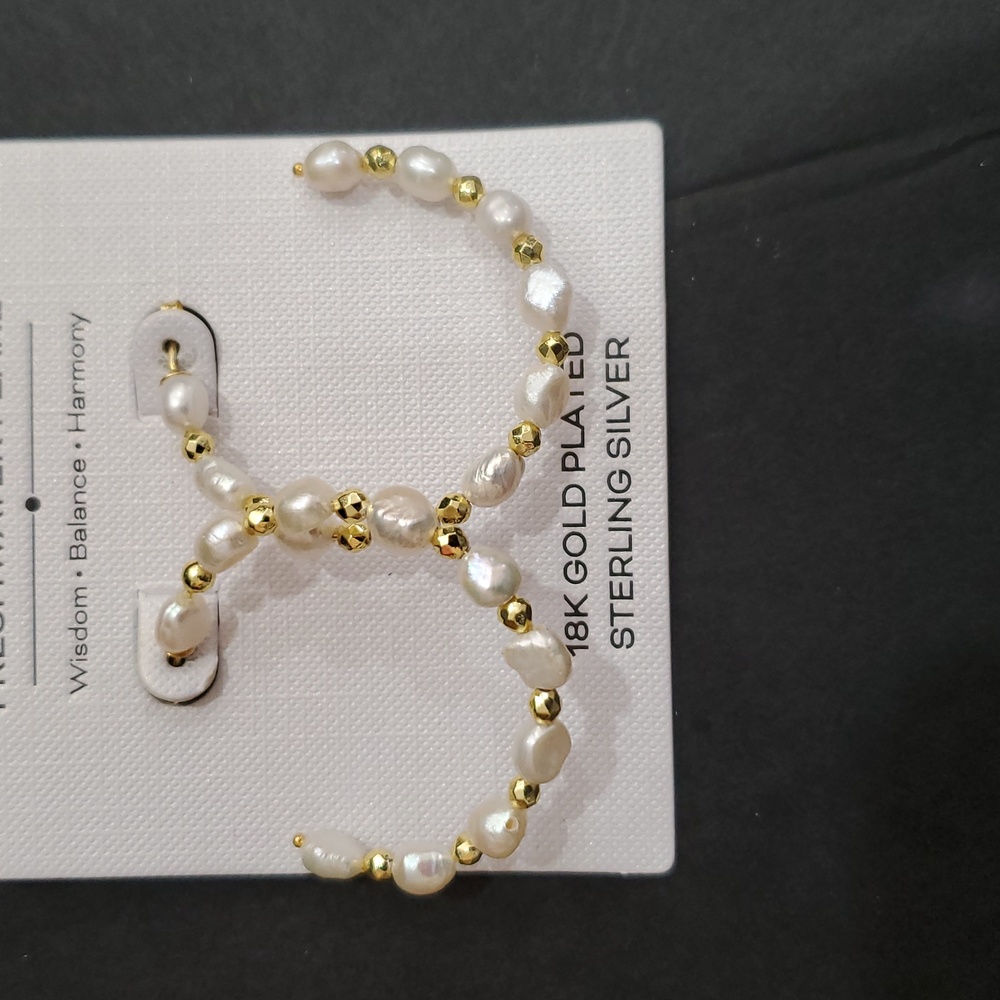 Freshwater pearl 18kt gold plated over sterling silver half hoop earrings new